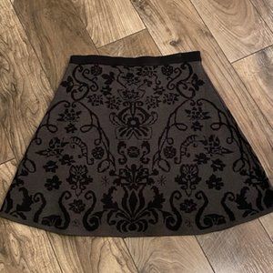 Spense Knit Gray/Black Pattern Skirt